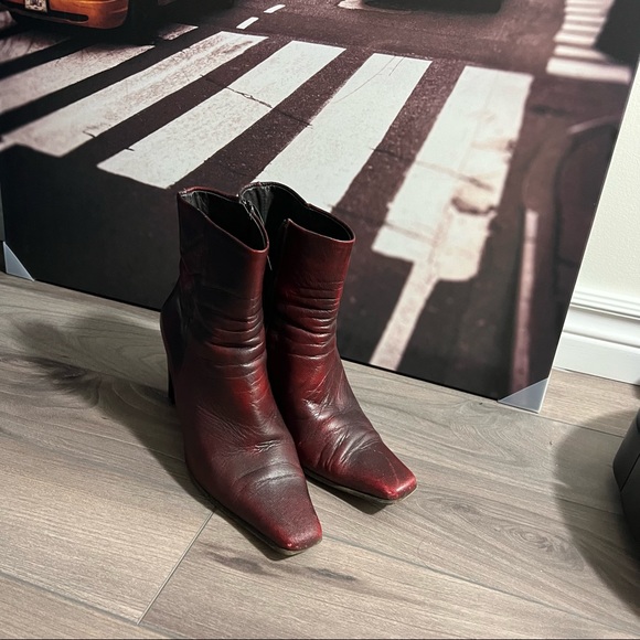 Vintage Shoes - Vintage Red Square Toe Heeled Boots